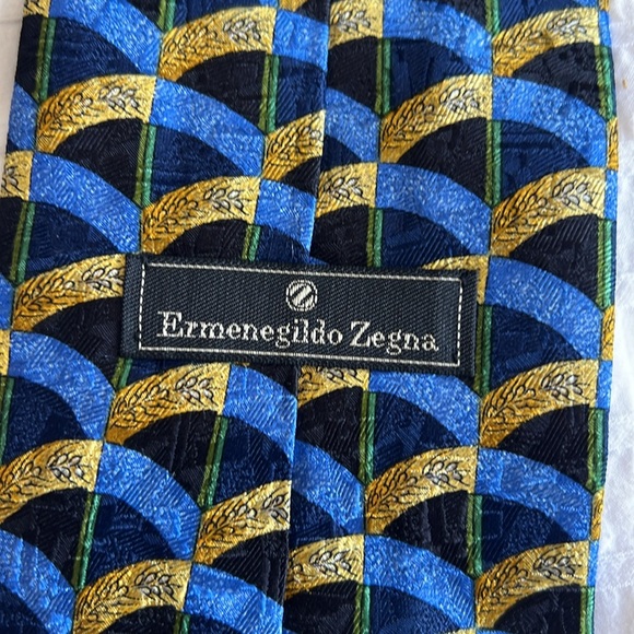 Vintage 100% silk Zegna tie - Picture 2 of 7